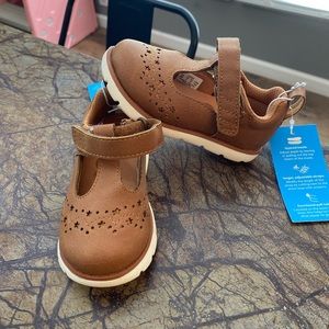 Toddler size 6 stride rite 360, new with tags